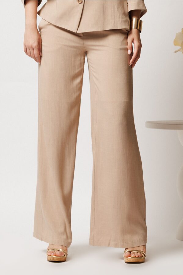 Pantaloni bej din viscoza evazati