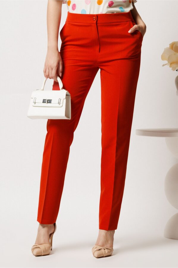 Pantaloni corai din stofa cu croi conic si buzunare- Viada
