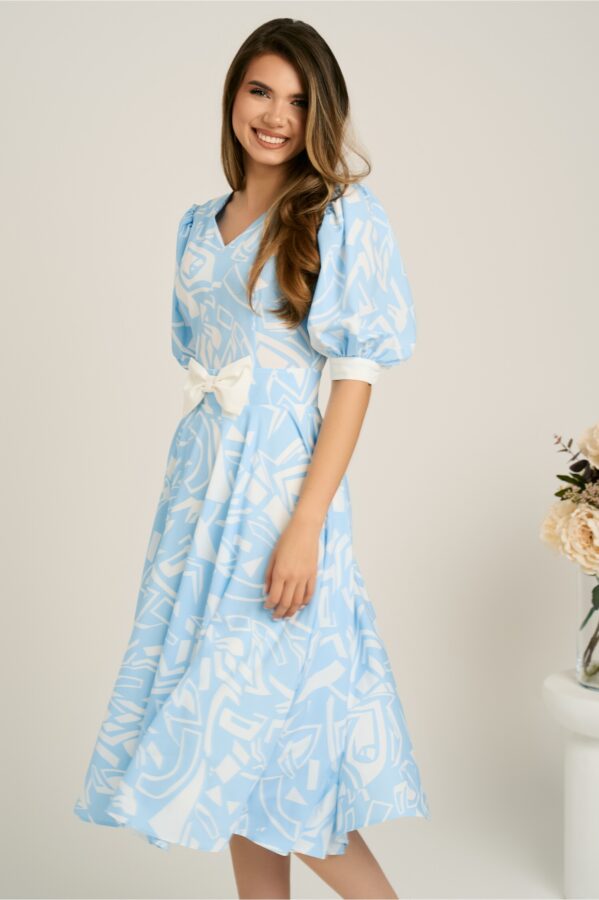 Rochie DY Fashion midi bleu din satin in clos cu print alb si funda in talie