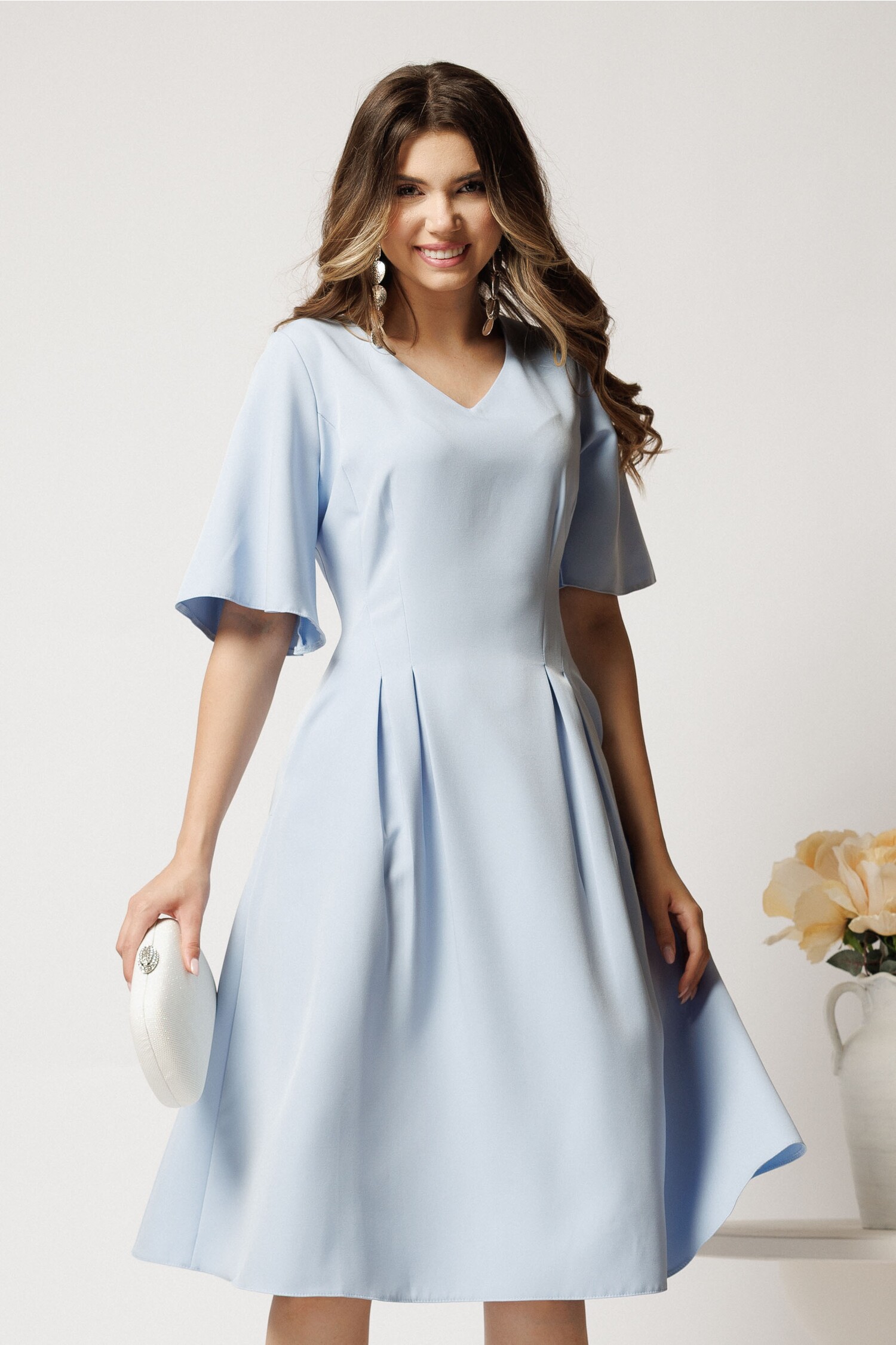 Rochie midi bleu din stofa in clini cu pliuri si buzunare