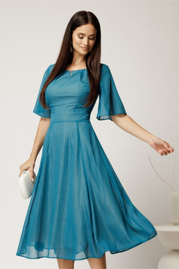 Rochie DY Fashion midi turcoaz din voal in clos cu fir lurex si accesoriu la decolteu