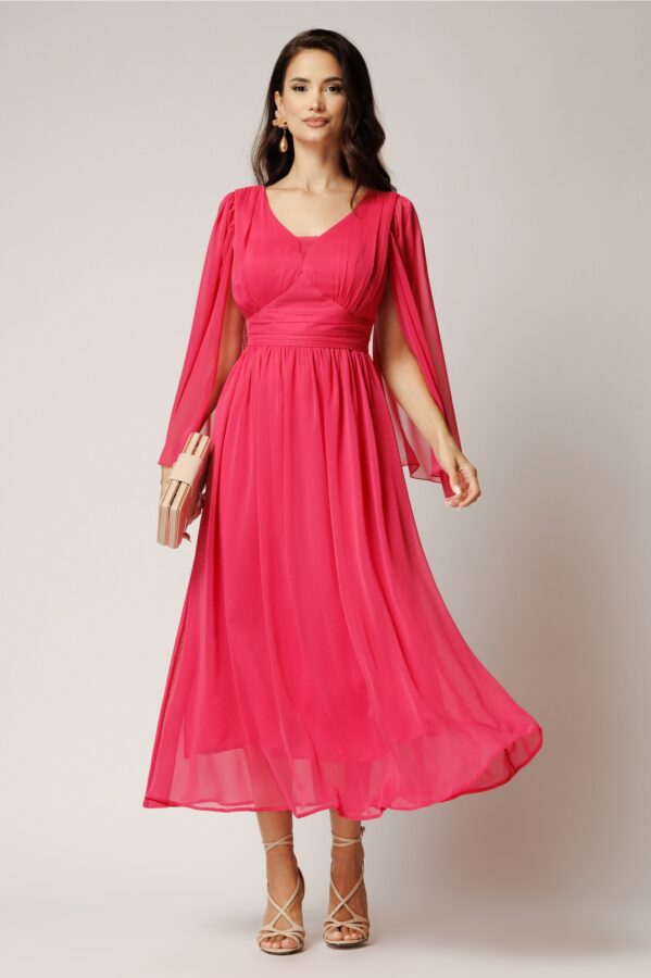 Rochie lunga fucsia din voal creponat in clos cu maneci despicate