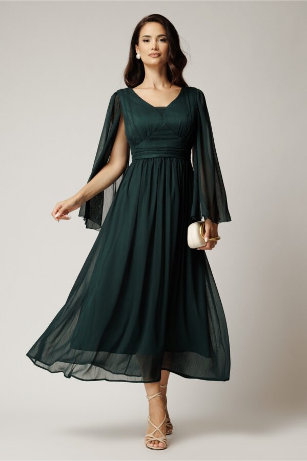 Rochie lunga verde inchis din voal creponat in clos cu maneci despicate