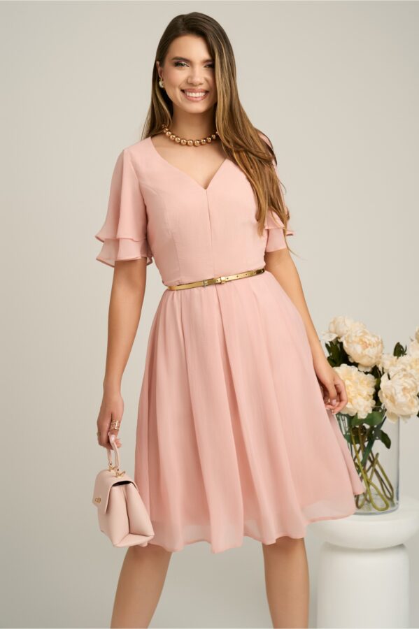 Rochie midi roz din voal in clos cu volane la maneci si curea in talie