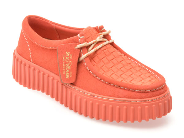 Mocasini CLARKS portocalii, TORHILL BEE, din piele intoarsa