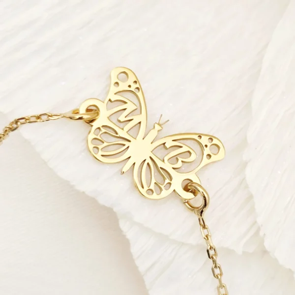 bratara-personalizata-pandantiv-fluturas-cu-initiale-argint-925-placat-cu-aur-galben-18k-119805-4.webp