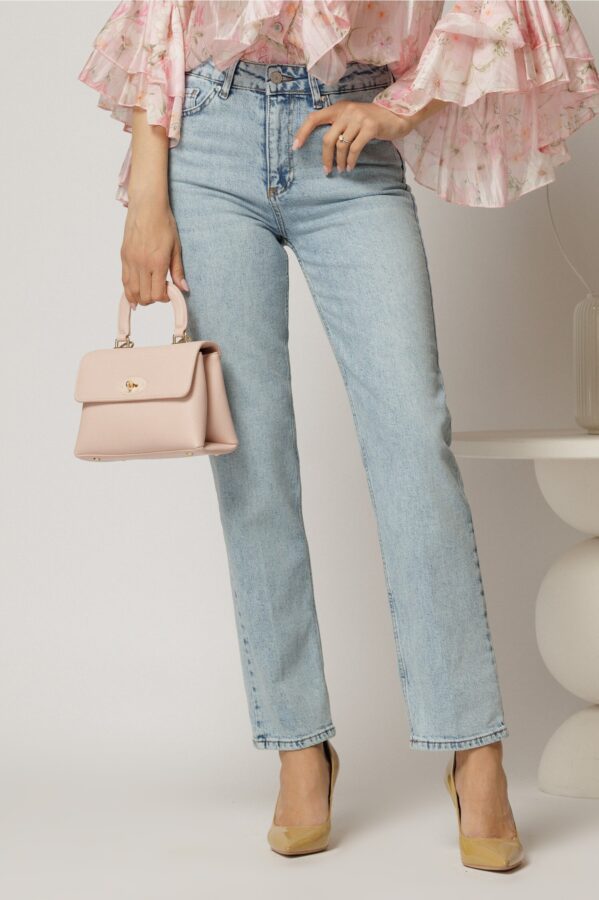 blugi-dama-mom-fit-bleu-cu-aspect-prespalat-1459297-1149967-4.jpeg