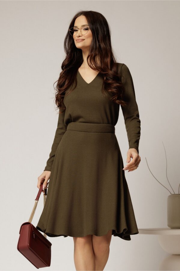 bluza-dy-fashion-din-tricot-kaki-cu-decolteu-in-v-1436326-1140319-4.jpeg