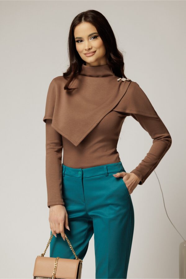 bluza-maro-din-jerse-cu-nasturi-decorativi-si-design-atipic-1439527-1139938-4.jpeg