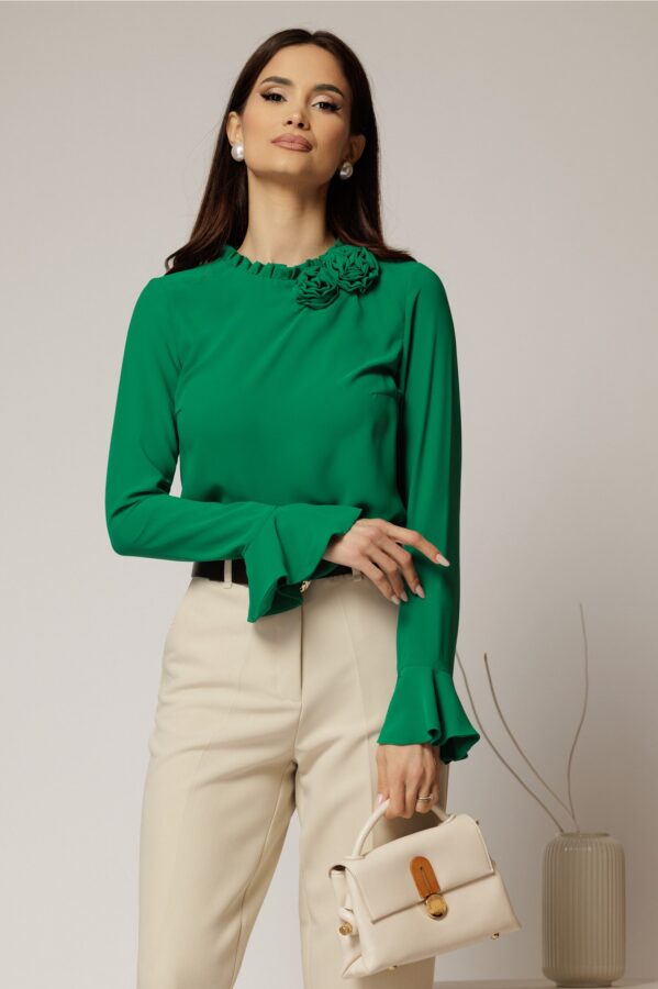 bluza-verde-din-voal-plin-cu-detaliu-floral-la-guler-si-gulerul-incretit-1441777-1142749-4.jpeg