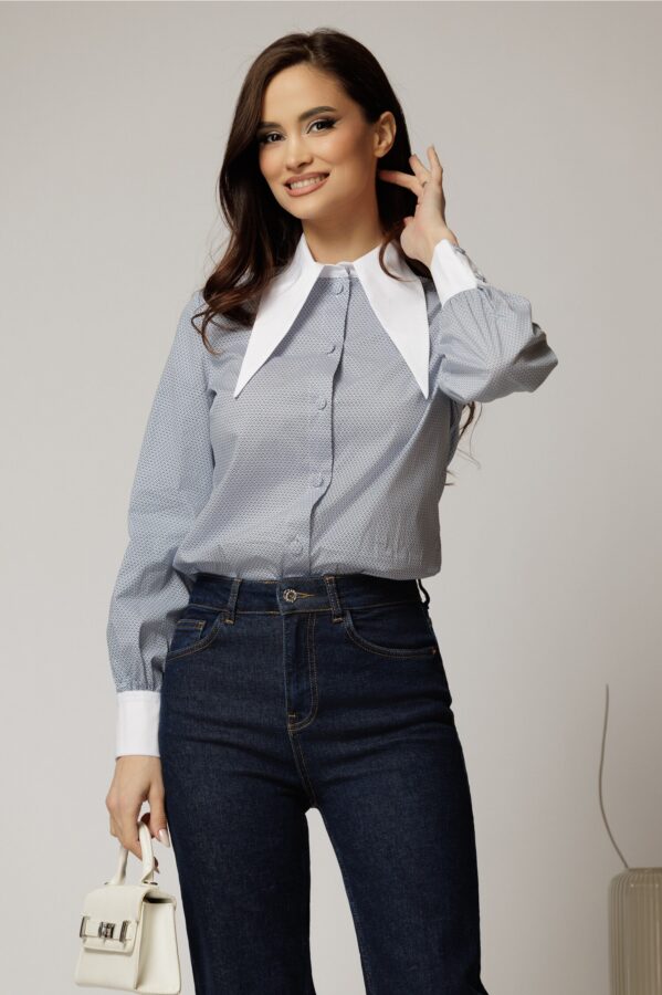 camasa-din-poplin-cu-imprimeu-bleu-si-negri-si-guler-ascutit-1447852-1145164-4.jpeg