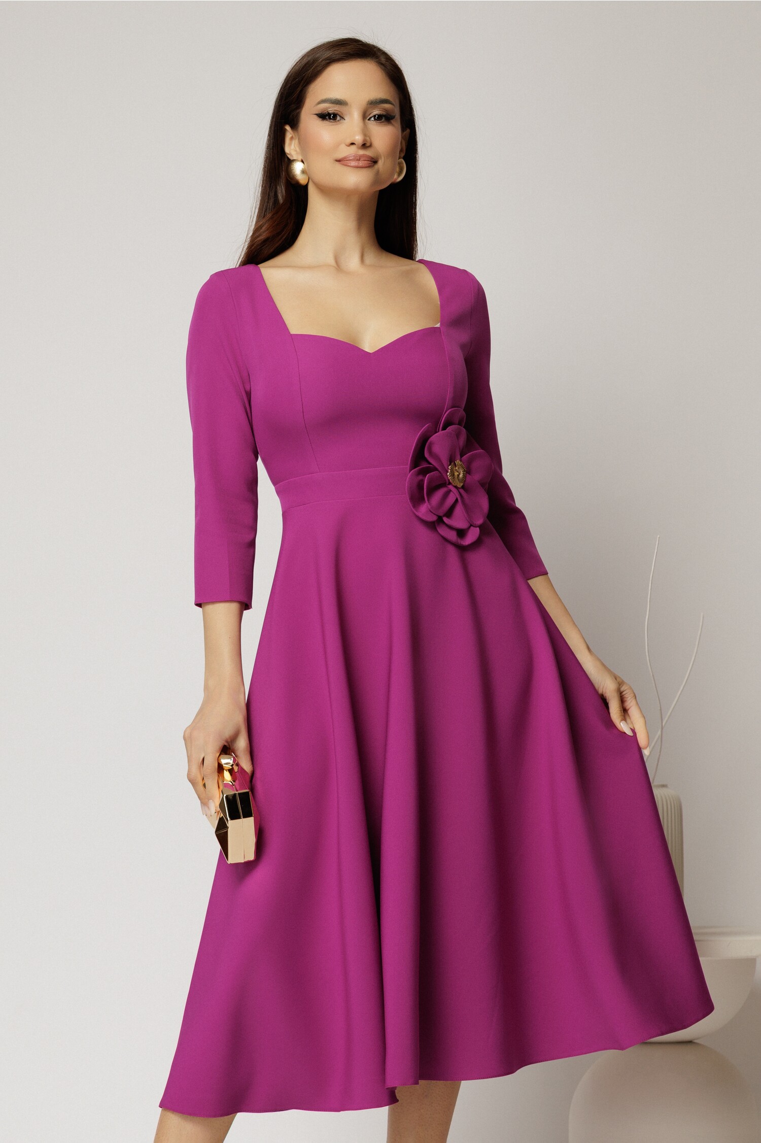 rochie-dy-fashion-magenta-de-ocazie-cu-decolteu-inima-si-detaliu-pe-talie-1450261-1145917-4.jpeg