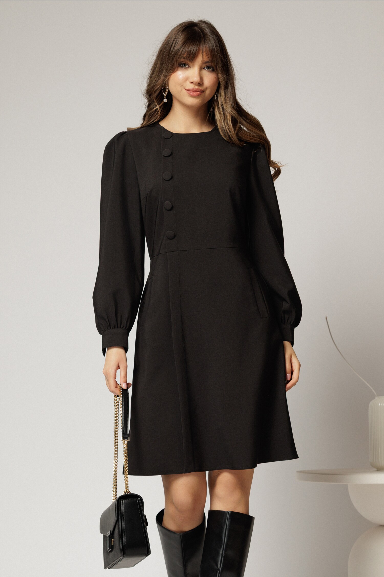 rochie-dy-fashion-scurta-neagra-cu-nasturi-pe-bust-si-fusta-tip-a-1440010-1141675-4.jpeg