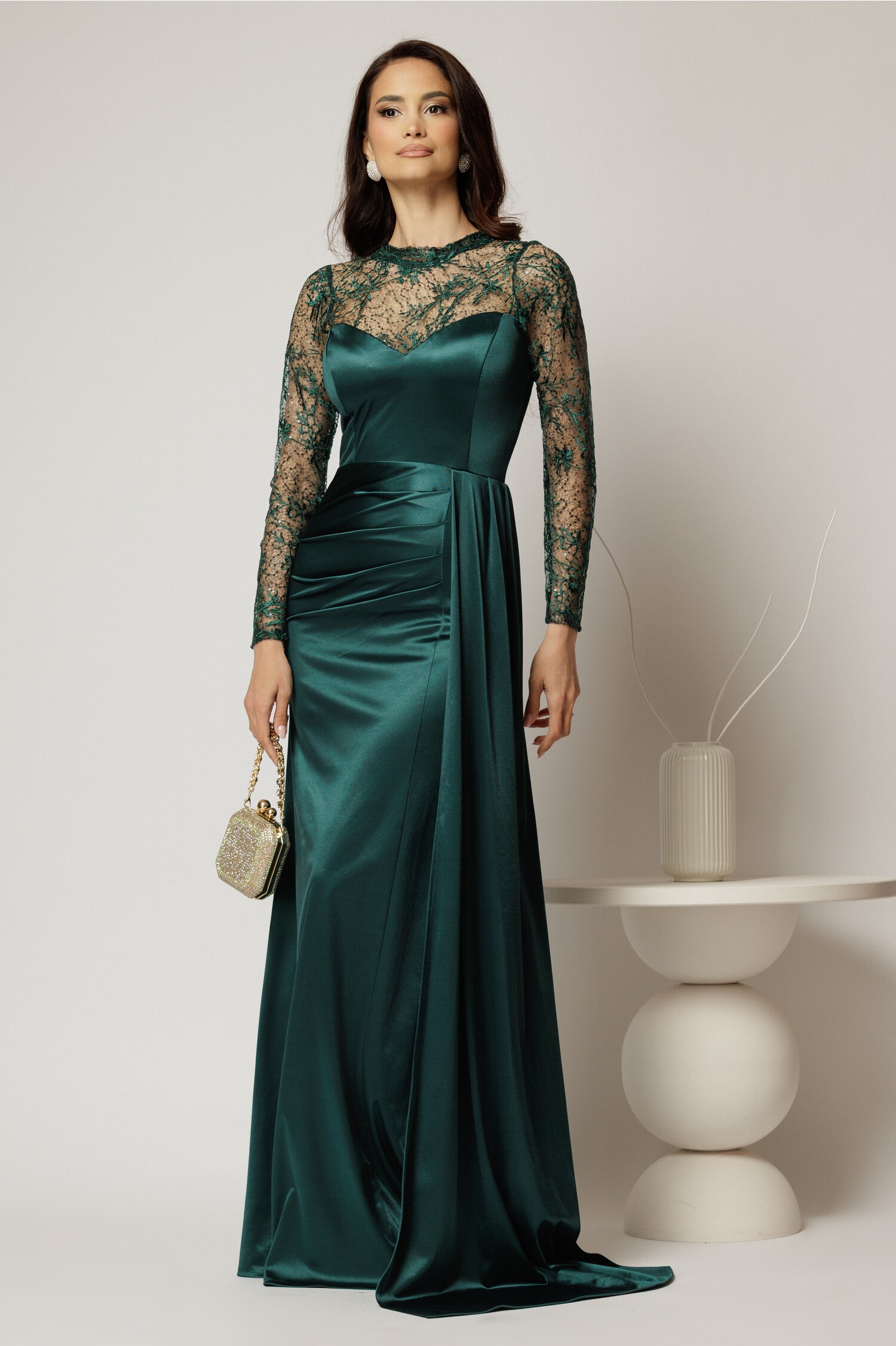 rochie-eleganta-verde-lunga-de-seara-din-lycra-si-dantela-la-bust-si-maneci-1459171-1149451-4.jpeg