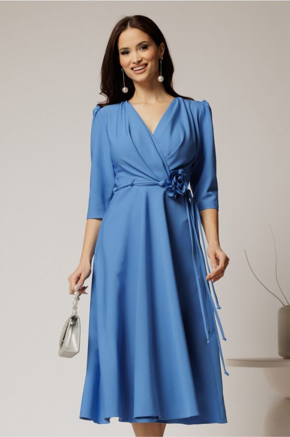 rochie-midi-albastra-din-stofa-in-clos-cu-floare-in-talie-1438744-1140535-4.jpeg