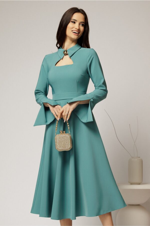 rochie-midi-bleu-cu-guler-tip-camasa-si-decupaj-la-decolteu-1442866-1141921-4.jpeg