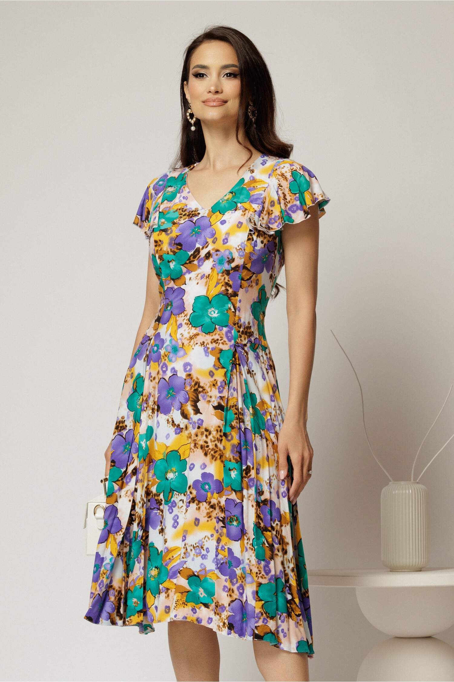 rochie-midi-ivoar-in-clini-cu-imprimeuri-florale-mov-din-viscoza-1457665-1149607-4.jpeg