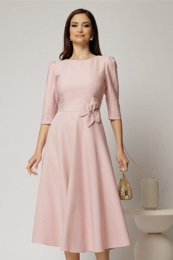 rochie-midi-roz-din-stofa-in-clos-cu-floare-in-talie-1449337-1145926-4.jpeg