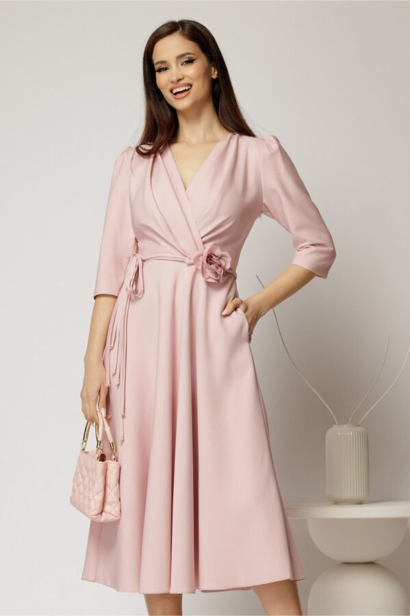 rochie-midi-roz-din-stofa-in-clos-cu-floare-in-talie-1450543-1146403-4.jpeg