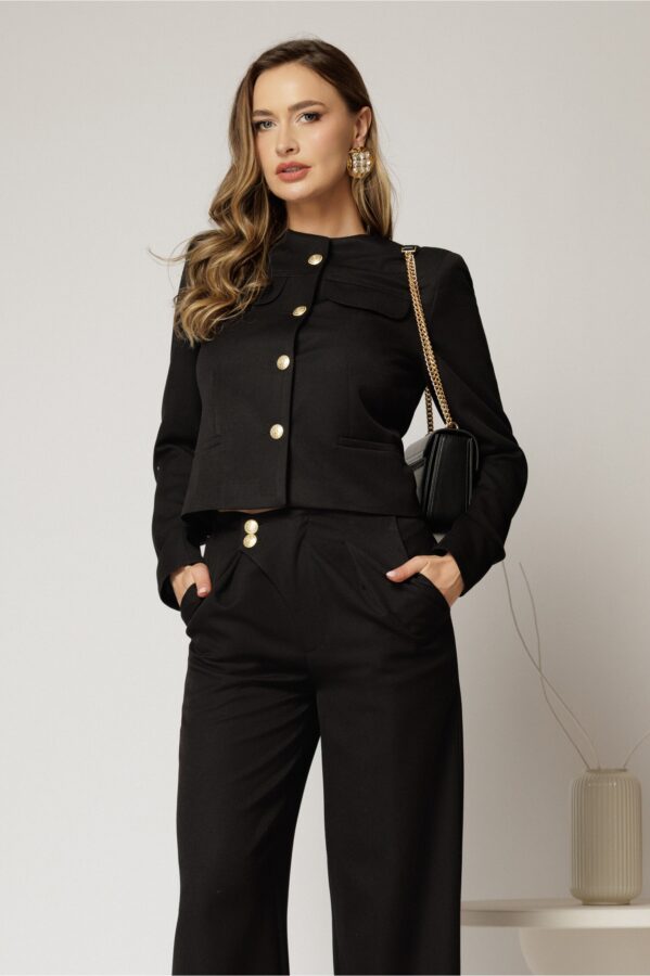sacou-negru-scurt-cu-capace-decorative-si-inchidere-cu-nasturi-1456579-1148422-4.jpeg