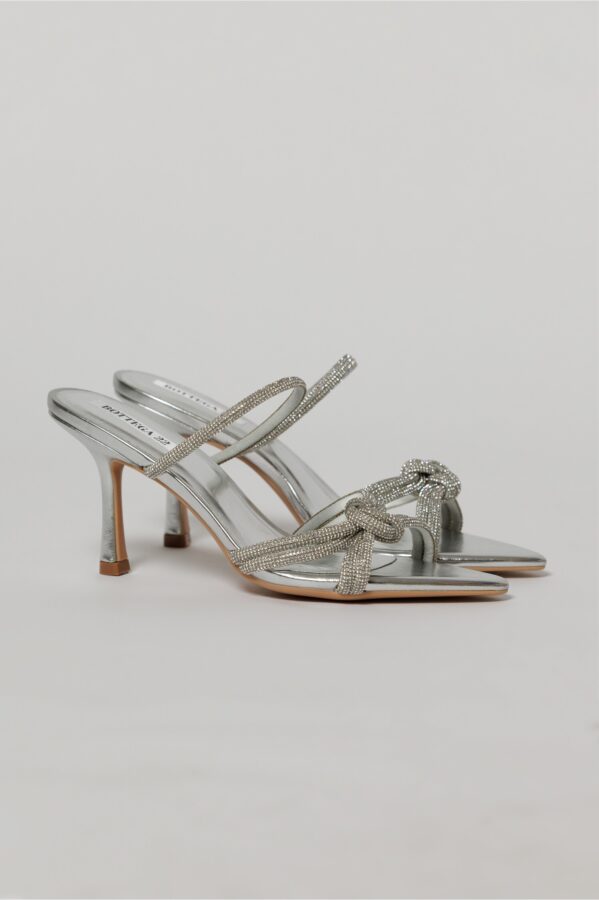 sandale-elegante-argintii-cu-varf-ascutit-si-barete-cu-strasuri-1446739-1144213-4.jpeg